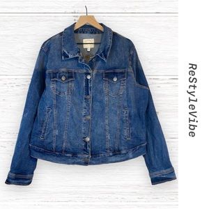 TORRID Women’s Size 2 2X 18-20 Denim Jean Jacket Coat Stretch EUC Trucker